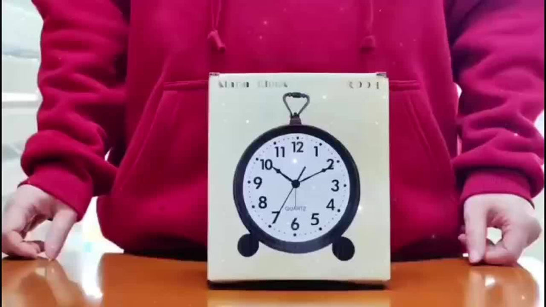 Retro alarm ur i metal med lydløs bevægelse – Klassiske dimensioner til soveværelse eller skrivebord