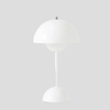 Ledningsfri metalbordlampe