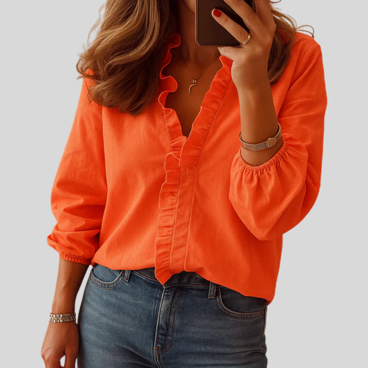 Chic flæsebluse