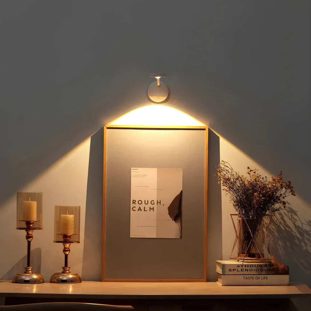 Trådløs spotlampe med bevægelsessensor - LumaFlex