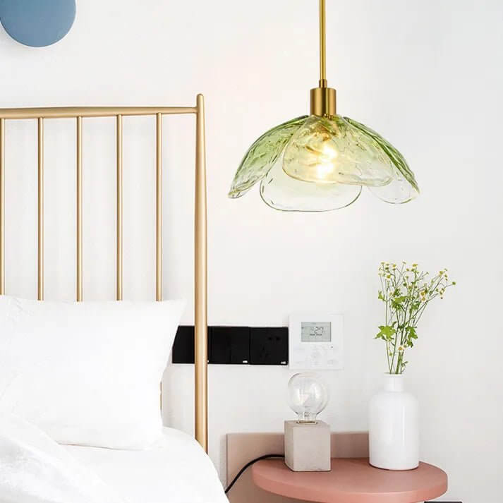 Hængelampe med blomsterblad - Elegant natlampe