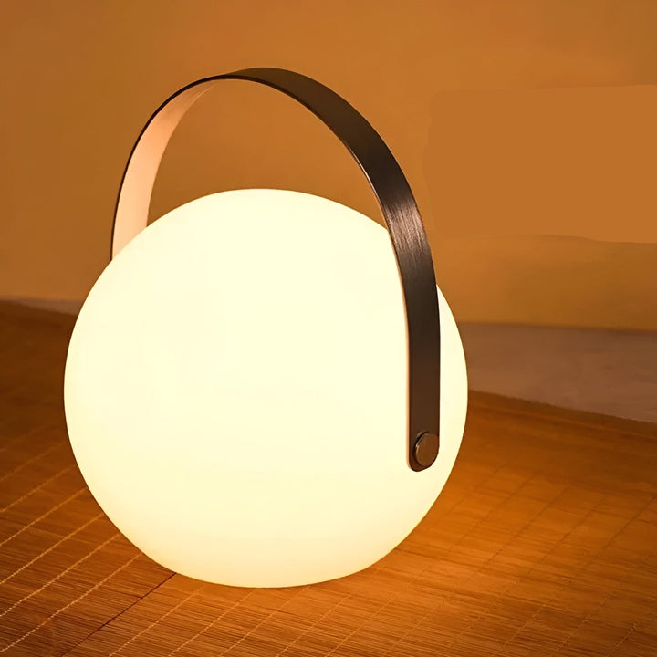 Vandtæt trådløs LED-bordlampe til inde og ude - Lumora