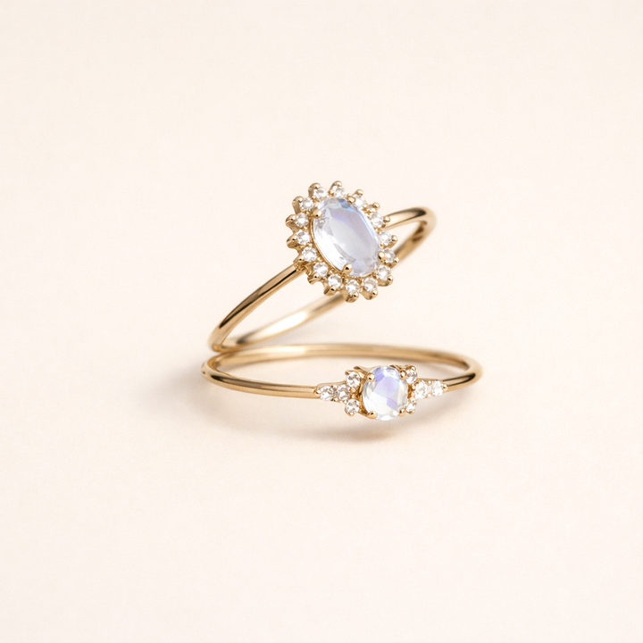 Guld opalring med diamant