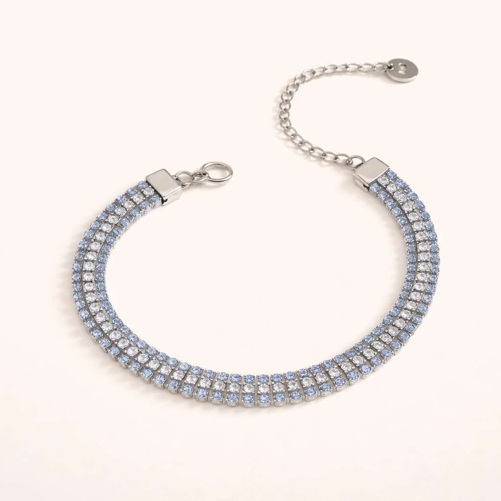 Elegant armbånd i hvidguld med raffineret glans