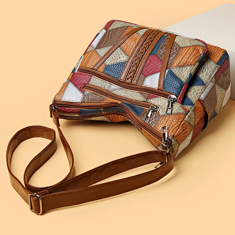 Patchwork-taske til hverdagen med indsatser i kunstlæder.