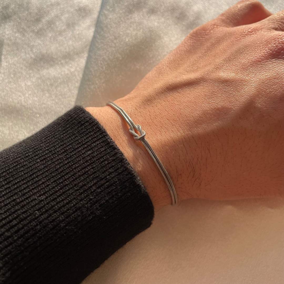 Elva – minimalistisk armbånd med knude
