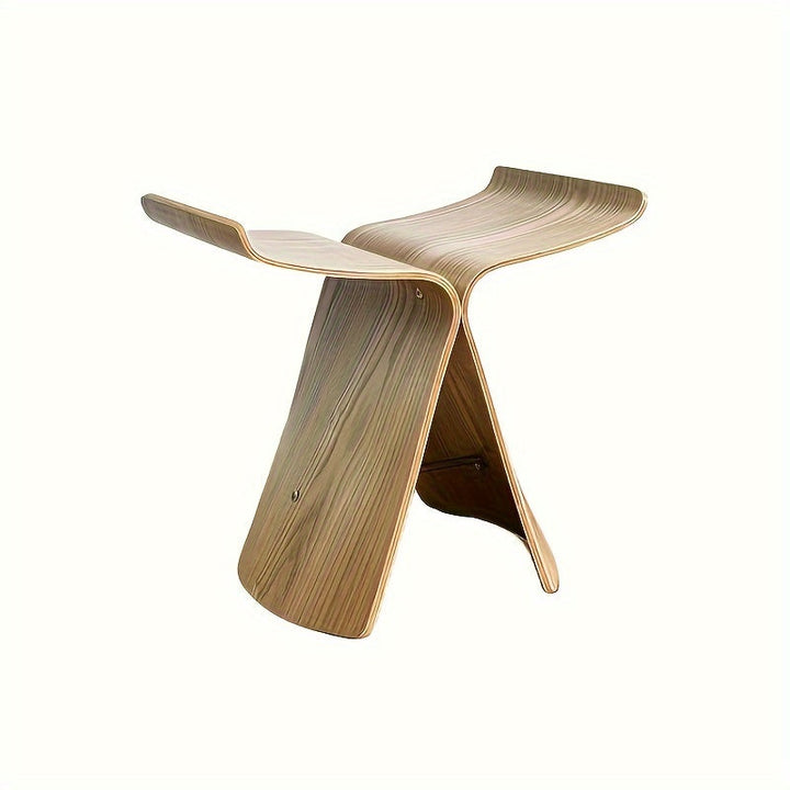 Elegant Sommerfuglestol – Tidløst Design til Stue og Entré