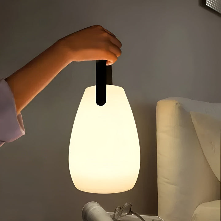 Vandtæt trådløs LED-bordlampe til inde og ude - Lumora