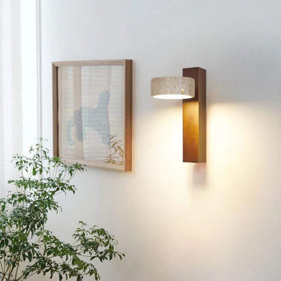 Wabi-sabi LED-væglampe i travertin og træ, 1 lyskilde