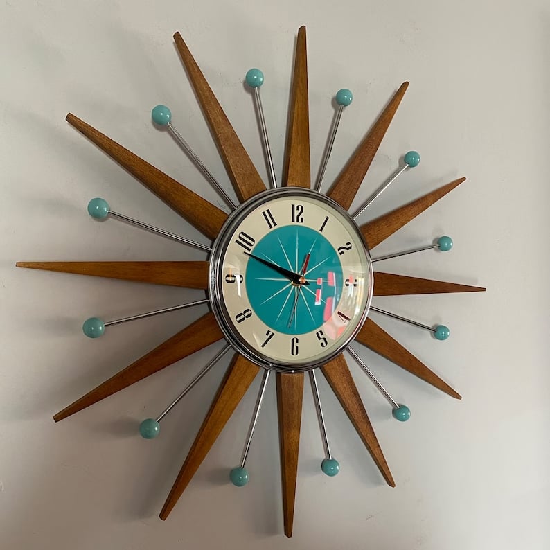Håndlavet vægur i mid-century-stil | Retro vægdekoration, lydløst og batteridrevet