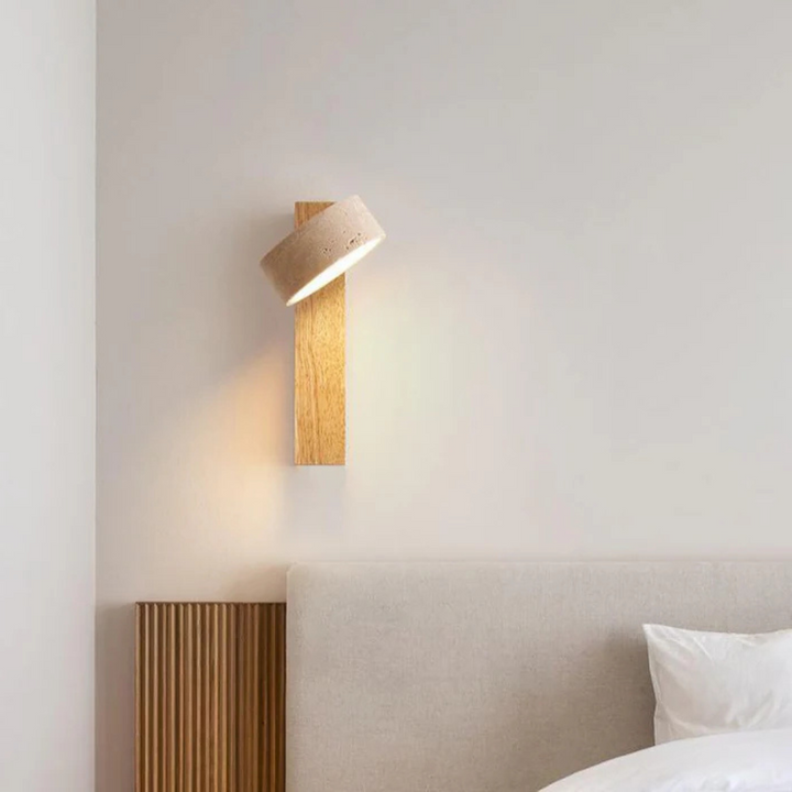 Wabi-sabi LED-væglampe i travertin og træ, 1 lyskilde