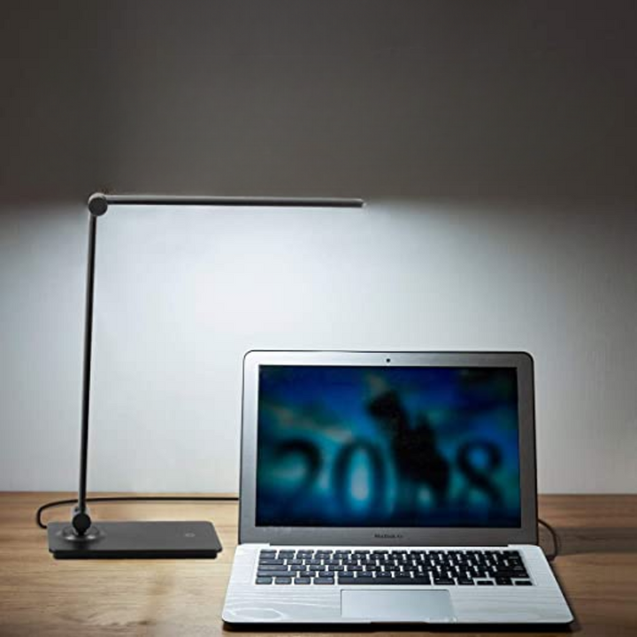 LED-skrivebordslampe, skrivebordslampe med touch-betjening og 3 lysstyrketrin, dæmpbar kontorlampe med justerbar arm, sammenklappelig bordlampe til skrivebord, soveværelse, natbord, kontor