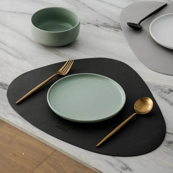Luksus bestiksæt i rustfrit stål – guldfarvet design | 24 dele / 48 dele