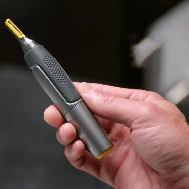 Professionel ultratynd præcisionstrimmer | Klinger i rustfrit titanium-stål | Indbygget LED-lys | Mikro-oscillationsteknologi | Til næse, ører og konturer
