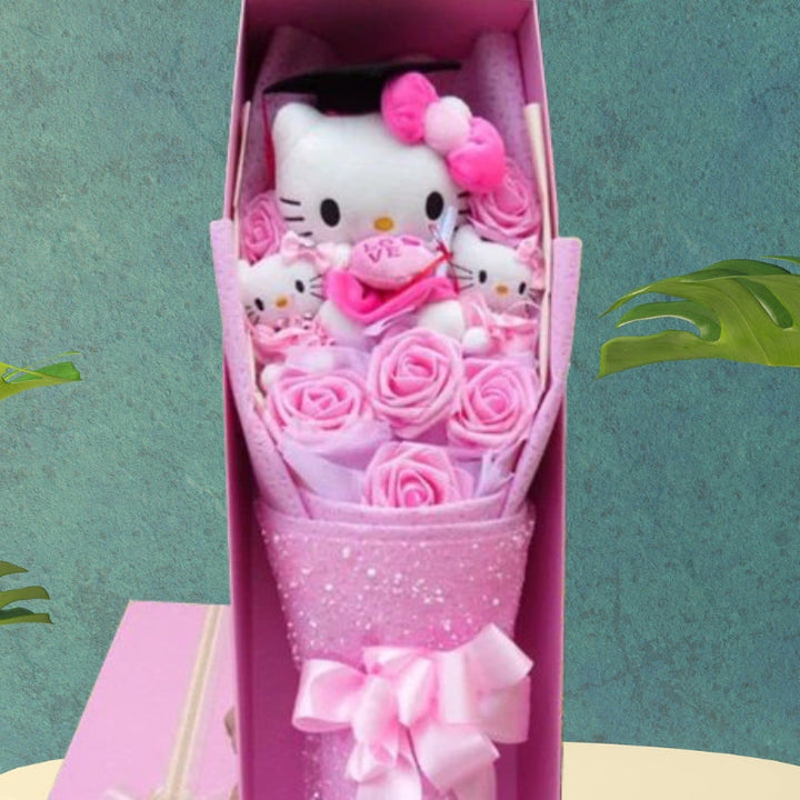Bouquet af farverige kunstige blomster med Kitty-figurer til gaver og dekoration