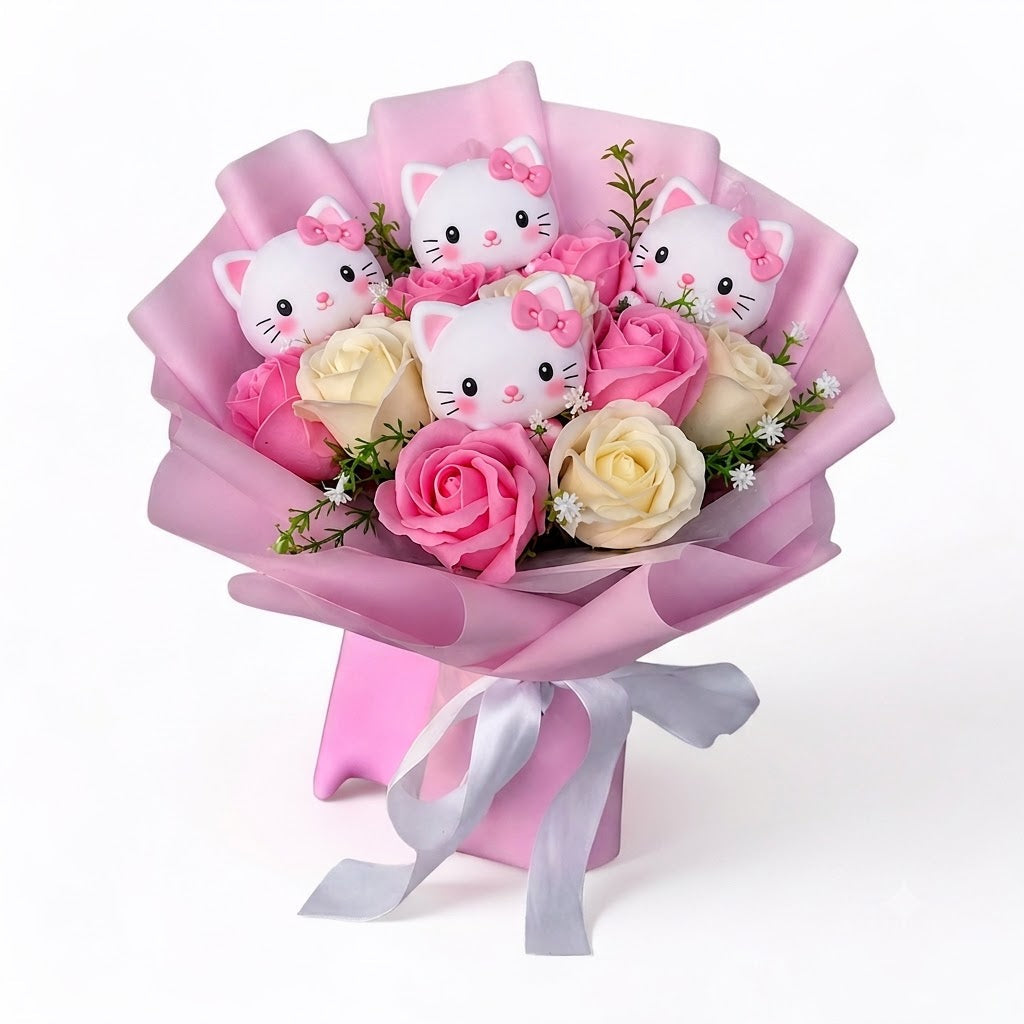Bouquet af farverige kunstige blomster med Kitty-figurer til gaver og dekoration