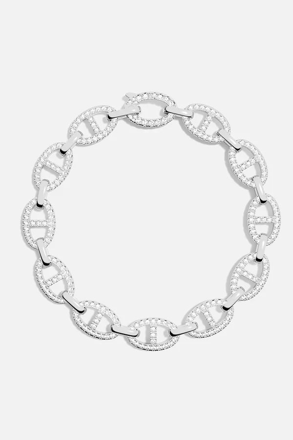 Blødt armbånd i hvidguld med delikate detaljer