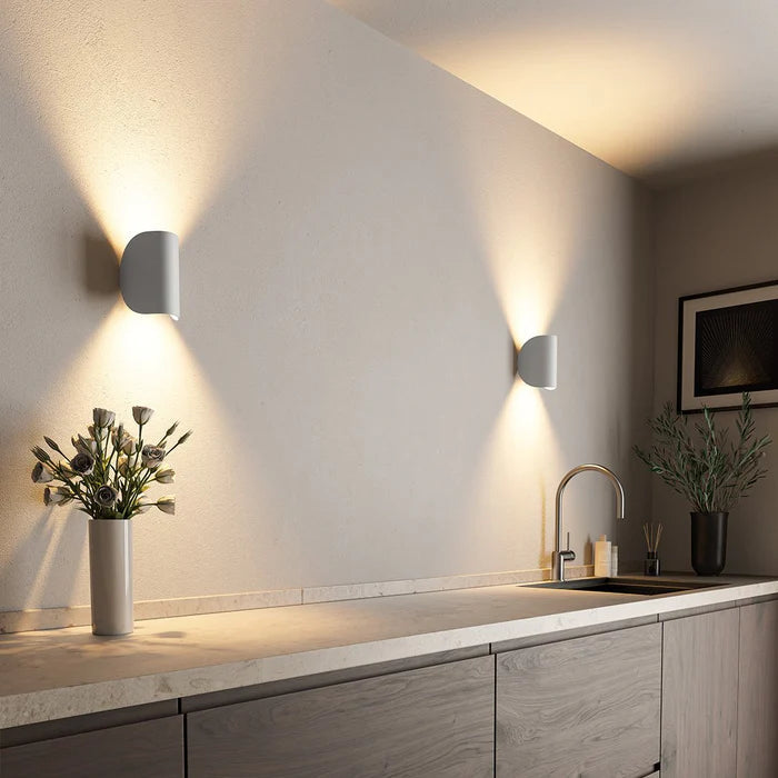 Justerbar Up-Down-LED-væglampe – varmt stemningslys, moderne design
