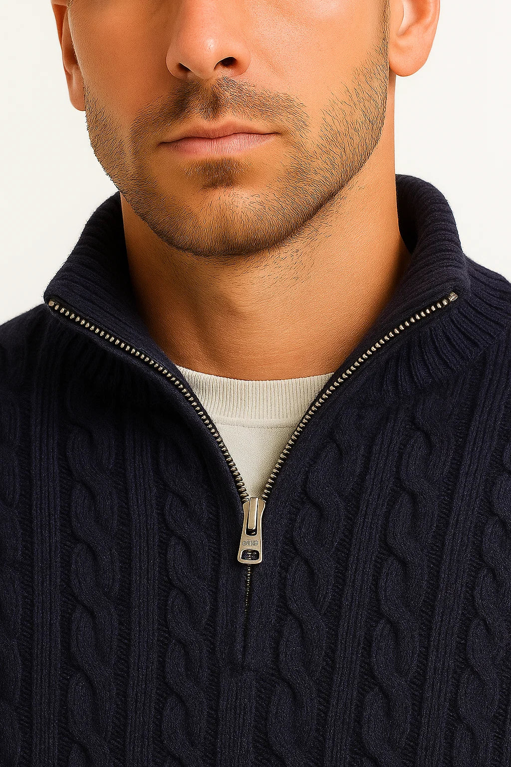Kabelstrikket herresweater med kvartlynlås - Edmond