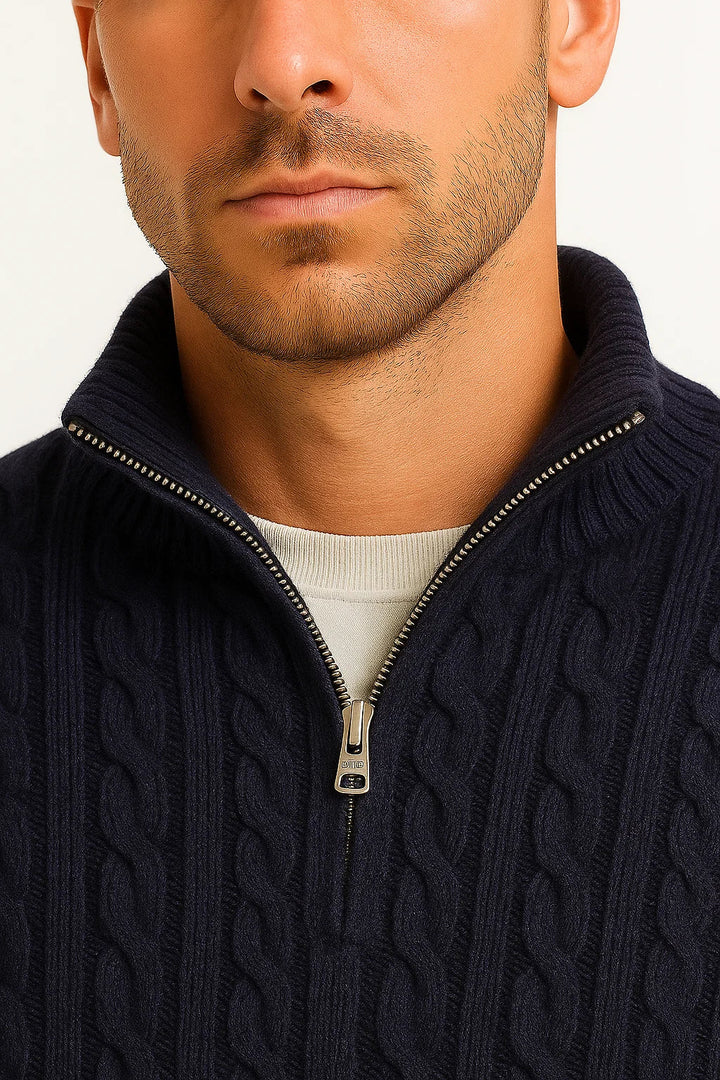 Kabelstrikket herresweater med kvartlynlås - Edmond