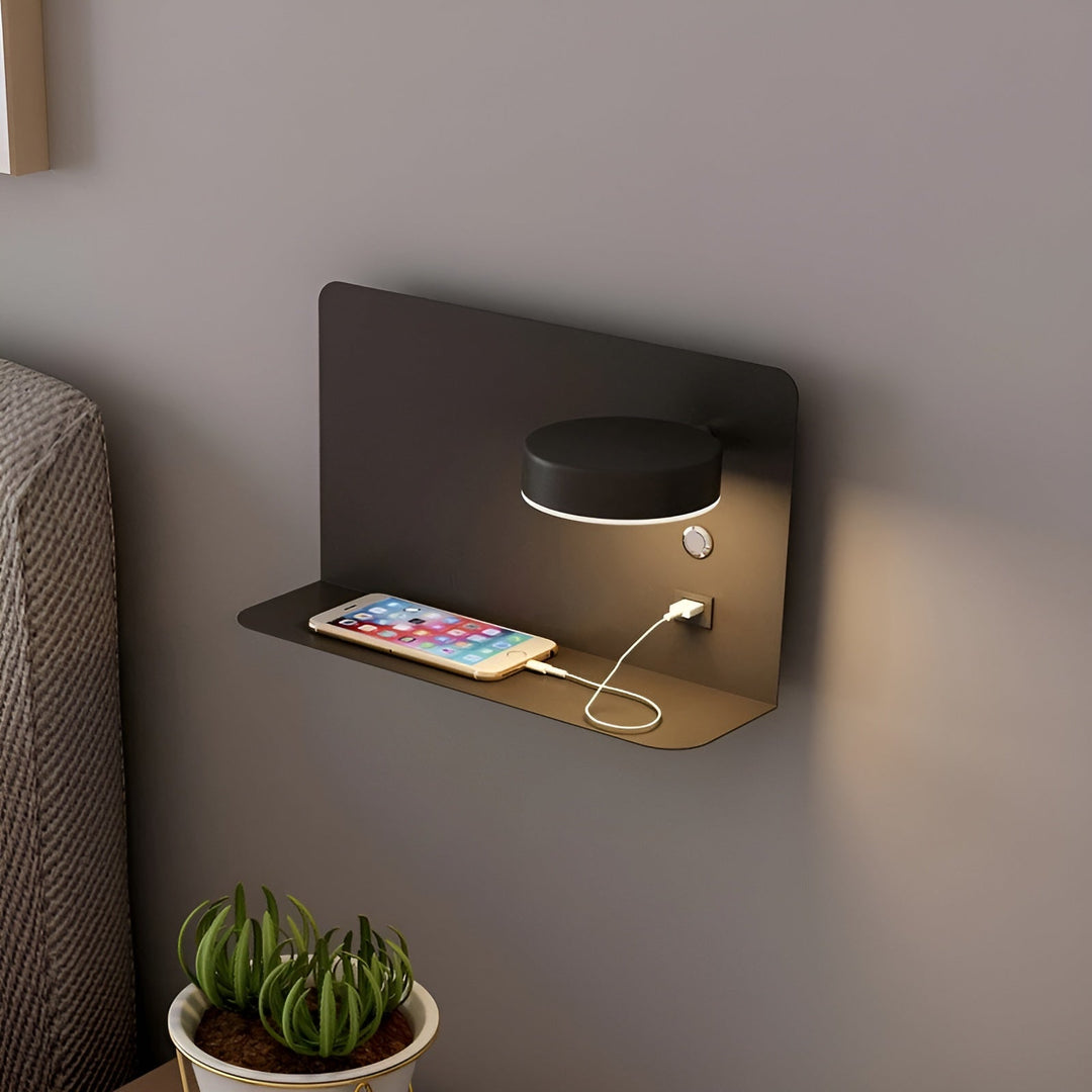 LED-væglampe med USB-oplader og kontakt - GlowPort