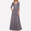 Elegant A-Line Kjole med Klassisk Rund Hals