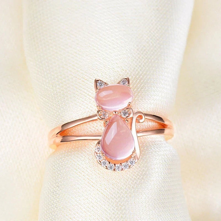 Elegant ring i roseguld med raffineret design
