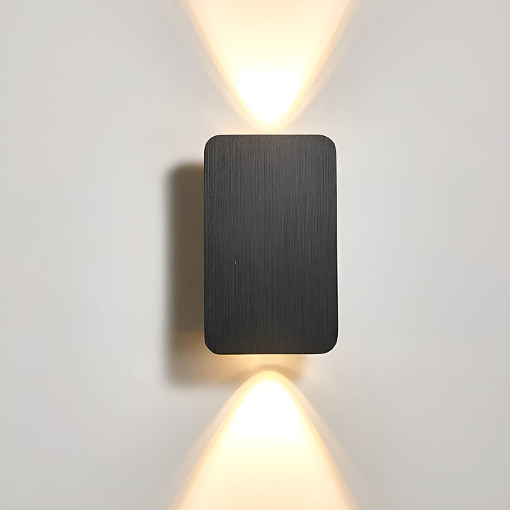 LED-væglampe med lyskegle opad og nedad – Moderne og stemningsfuld
