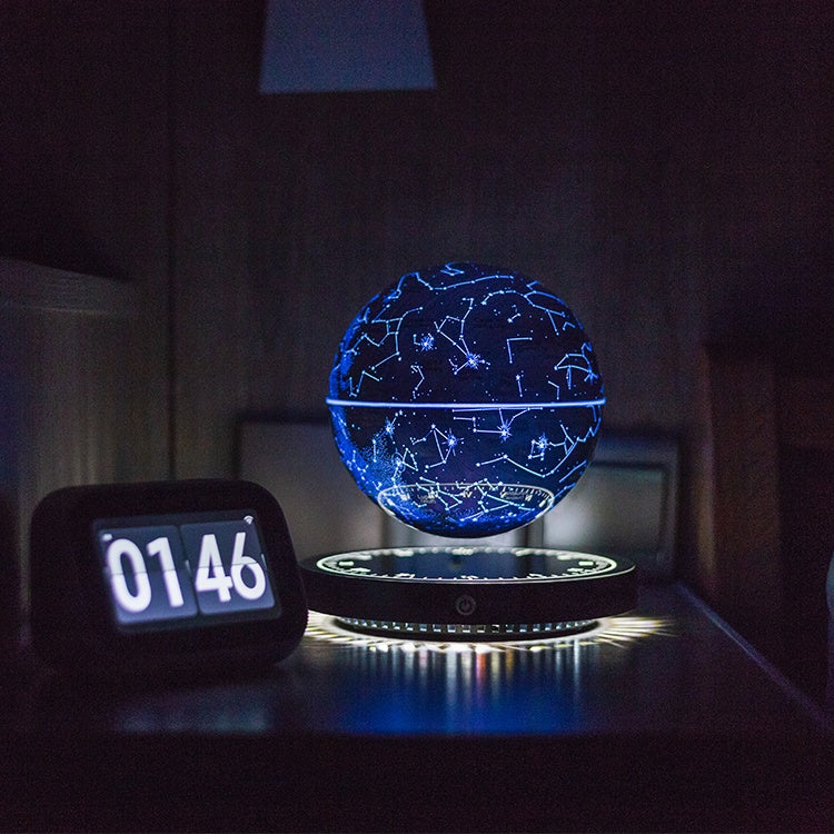 SkyOrbit | Lampe med svævende, roterende stjernebillede | Magnetisk levitation