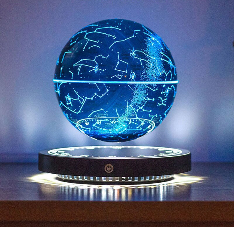 Svævende stjernekort „Konstellation" – lampe med magnetisk svævning