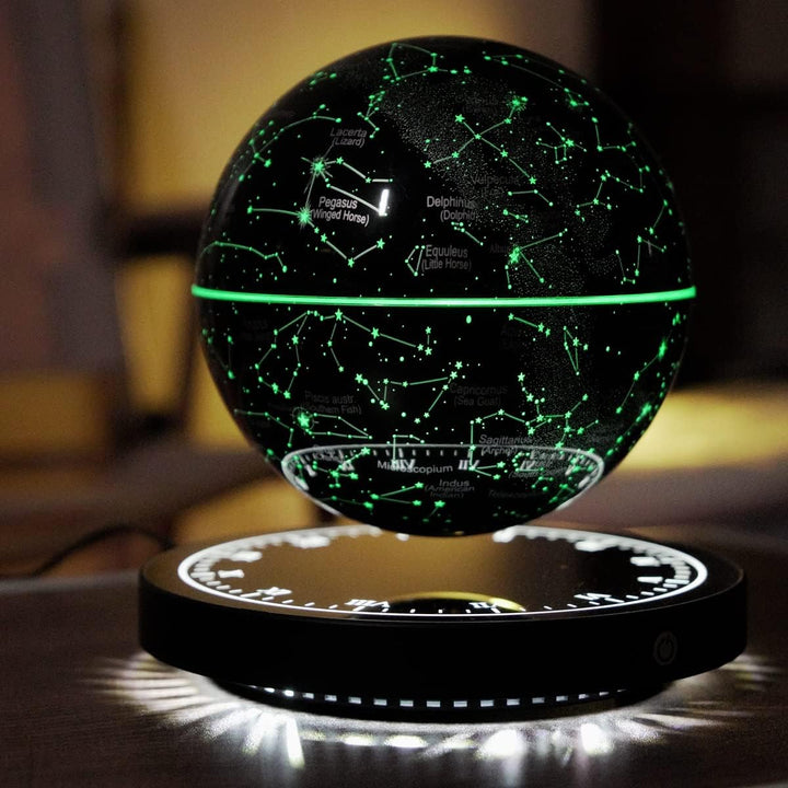 Svævende stjernekort „Konstellation" – lampe med magnetisk svævning
