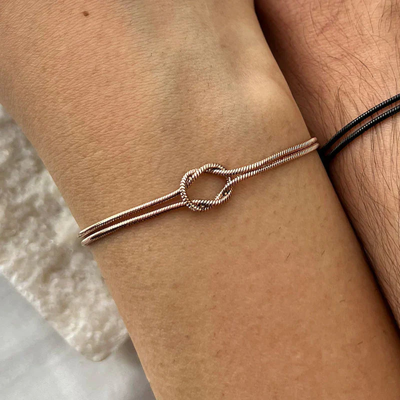 Elva – minimalistisk armbånd med knude