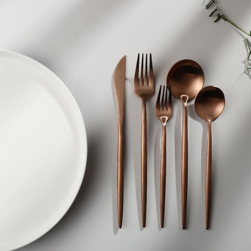 Bestiksæt Aurora – Minimalistisk, moderne og tidløst