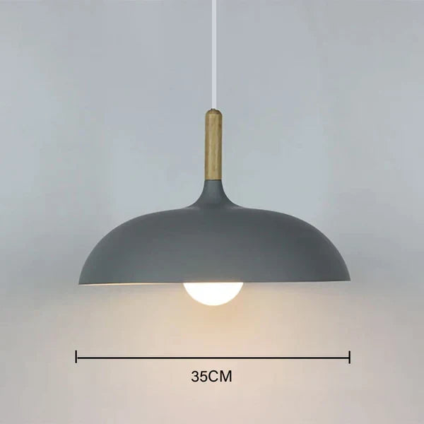 NordicOak loftlampe i nordisk eg