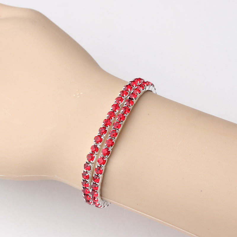 Elegant armbånd i hvidguld med raffineret design