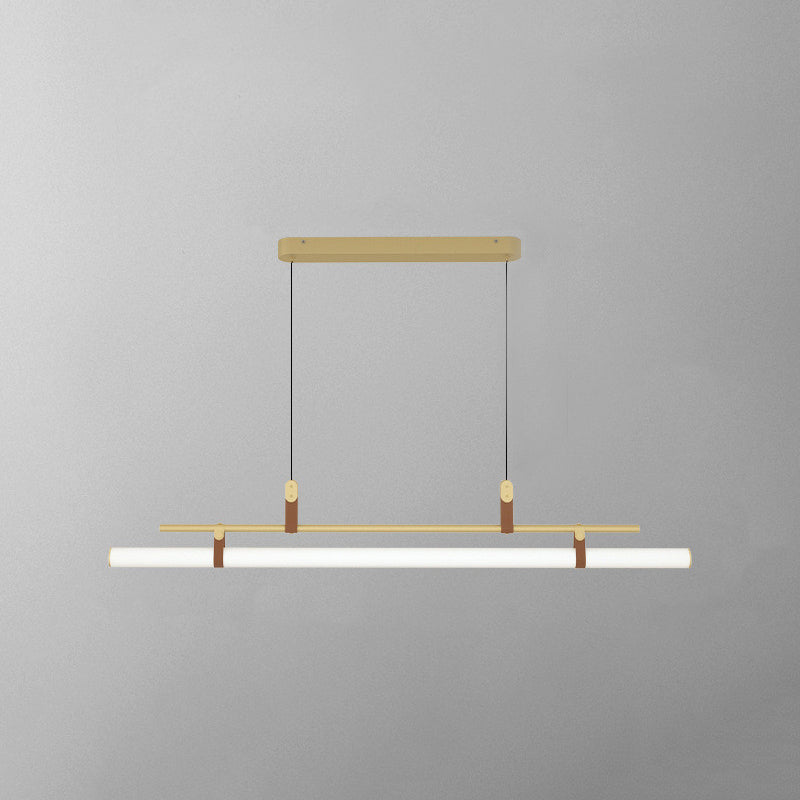 Inari moderne lineære lysekrone i metal, sort/guld