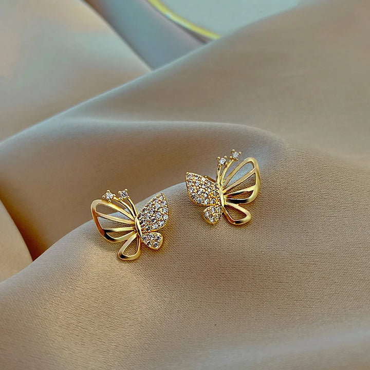 Elegante Zirkonia Sommerfugl Ørestikker