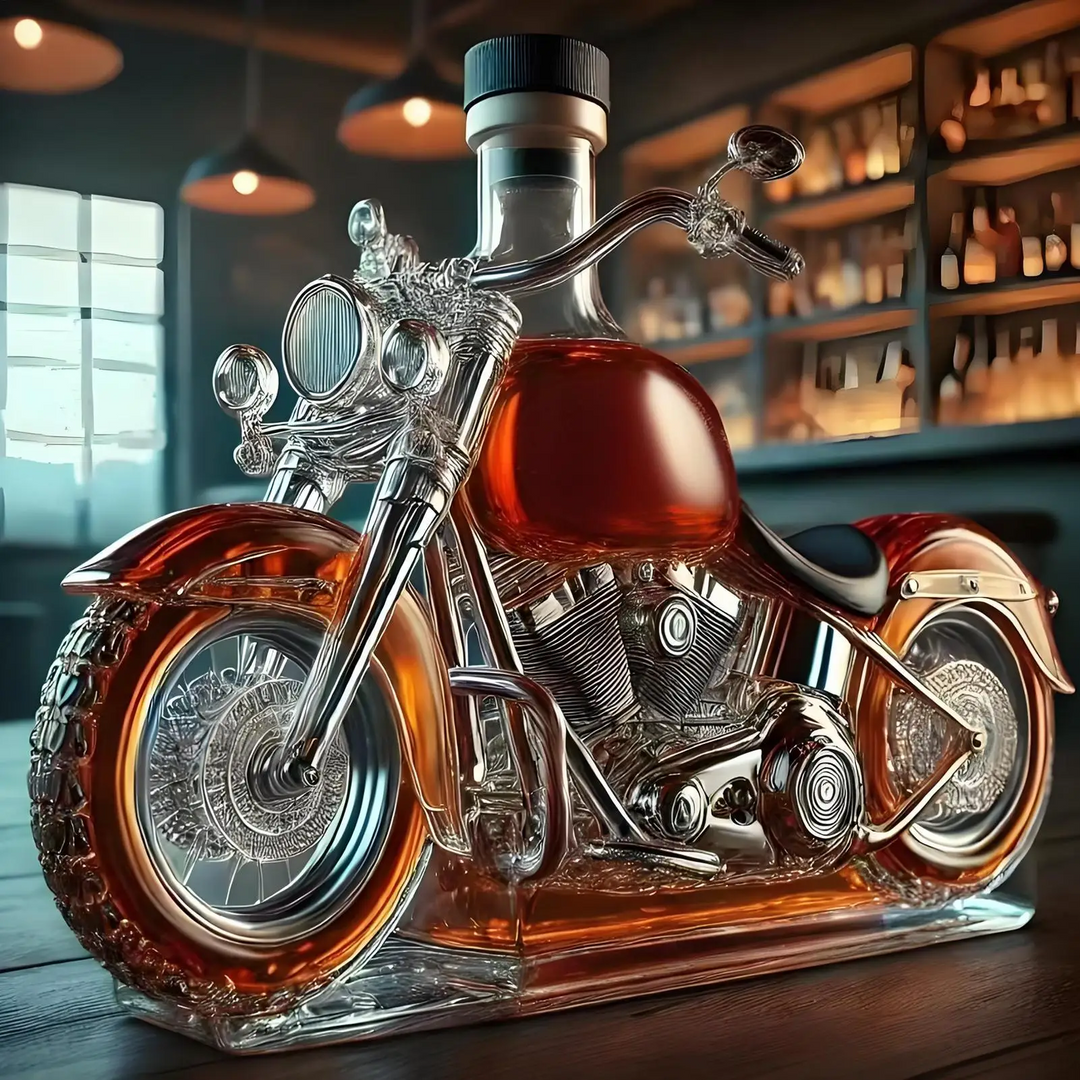 Whiskykaraffel formet som en Harley-motorcykel til hjemmebaren