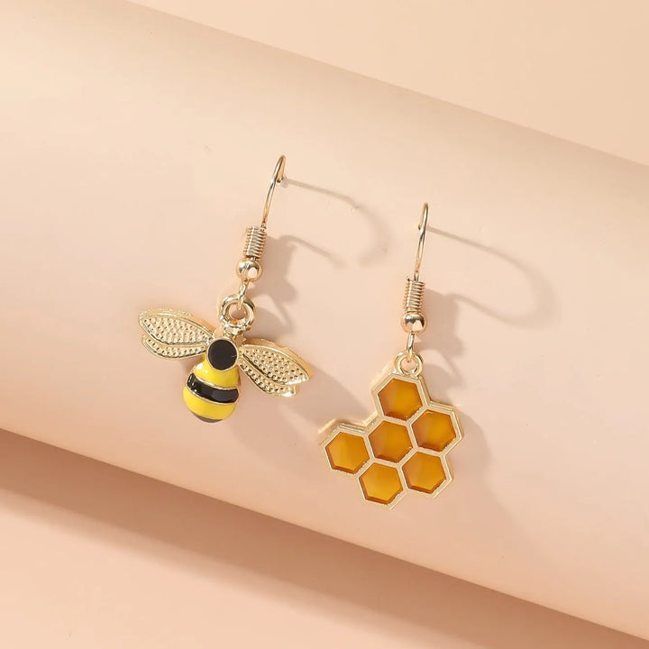Honeycomb &amp; Bi Øreringe – Guldsmykker til Kvinder