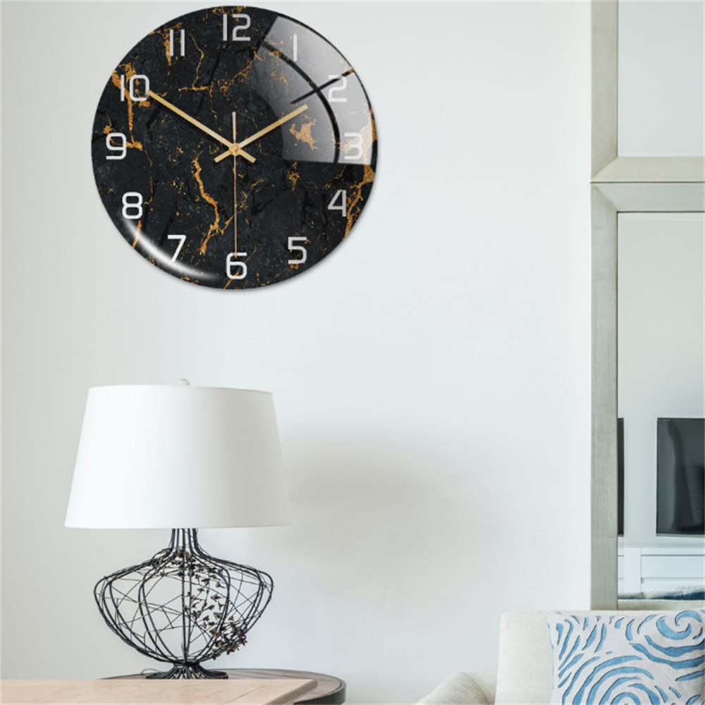 Elegant vægur med marmoreffekt – MarbleTime