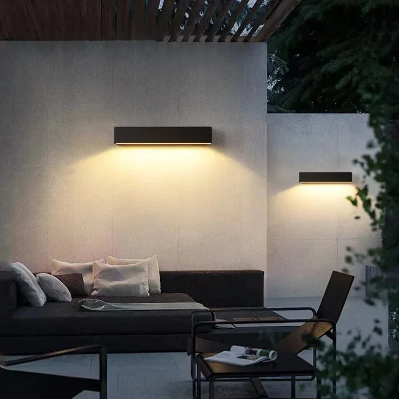 Solavella solcelle-væglampe | 16 LED | Superlys og vandtæt | Til have, altan og husvæg | Varmt og koldt hvidt lys