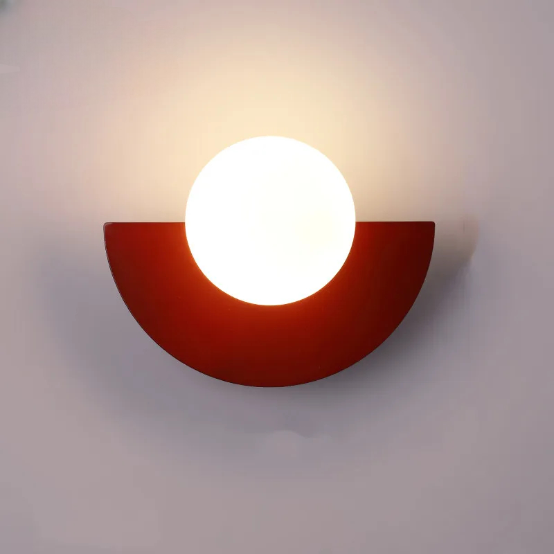 Moderne LED-væglampe i geometrisk halvcirkelstil