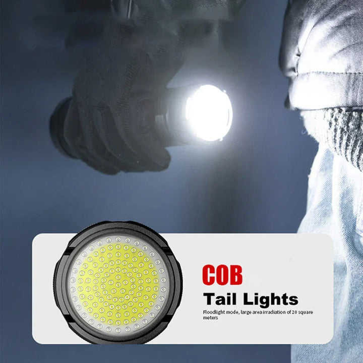 Genopladelig 10000 lumen LED-lommelygte – Striker
