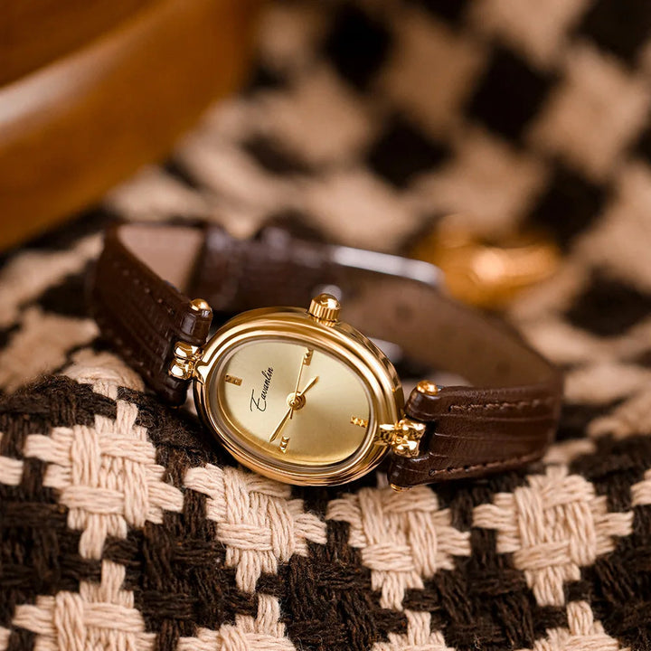 Sienna - Elegant kvartsur med guldfarvet rem