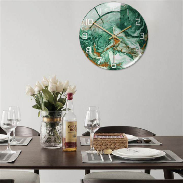 Elegant vægur med marmoreffekt – MarbleTime