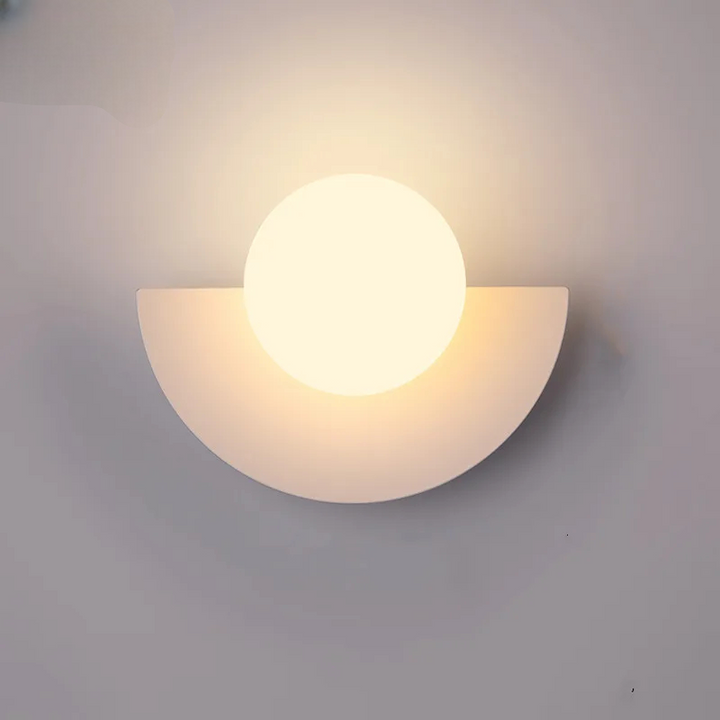 Moderne LED-væglampe i geometrisk halvcirkelstil