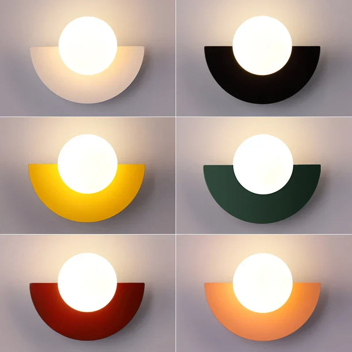 Moderne LED-væglampe i geometrisk halvcirkelstil