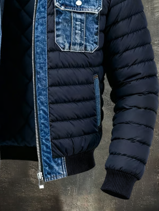 Quiltet denimjakke til herre med opstående krave og lynlås foran, blå