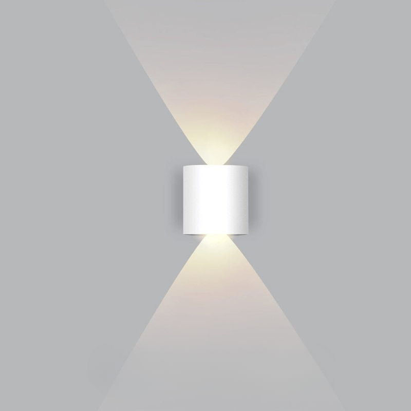 Vandtæt LED-udendørsvæglampe – slank aluminium, energibesparende