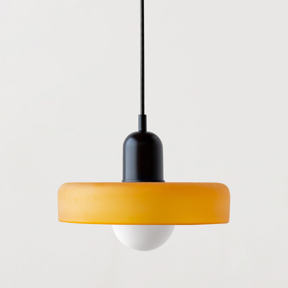 Bauhaus-pendel af farvet glas
